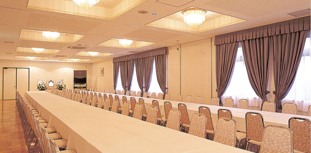 公益セレモニーホールの法事室